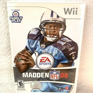 Madden NFL 08 (Nintendo Wii, 2007)